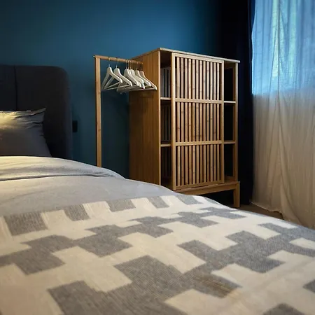 Luxueuse Aux Guillemins Liegi